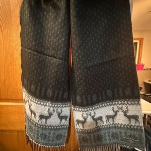 Black and Gray Deer Pattern Scarf